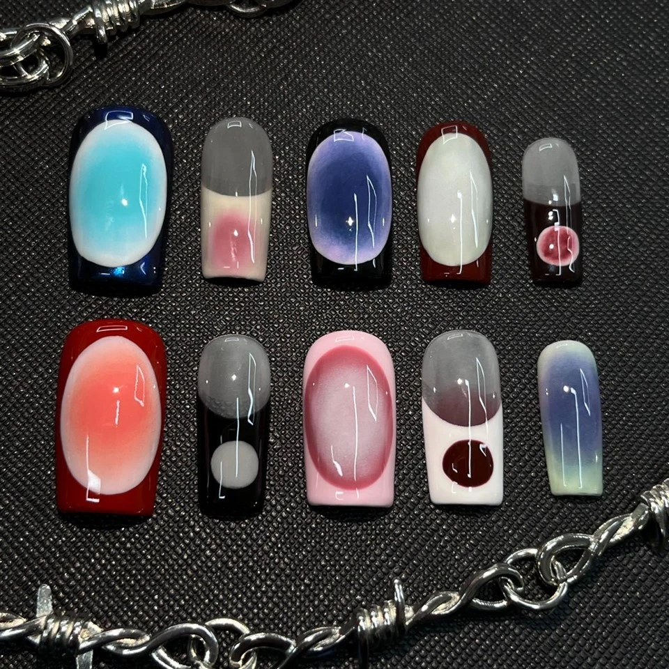 Geometric Design Nails